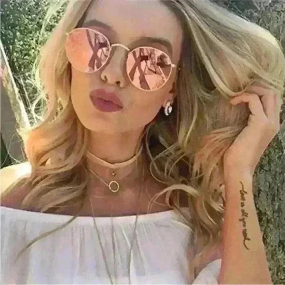 Rose Pink Round Lens Gold Frame Sunglasses with microfiber cleaning pouch - Picture 1 of 12